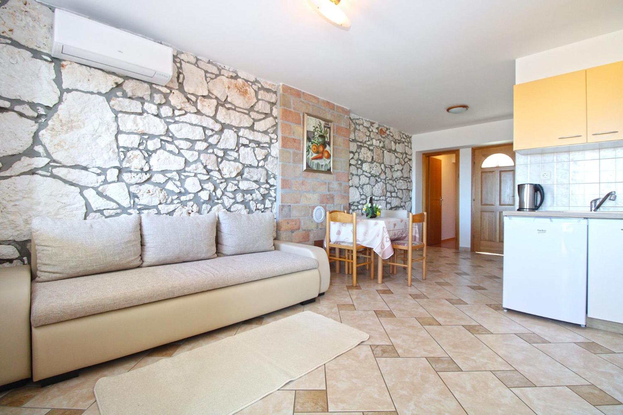 Apartments Kristina 1531 Pula Luaran gambar