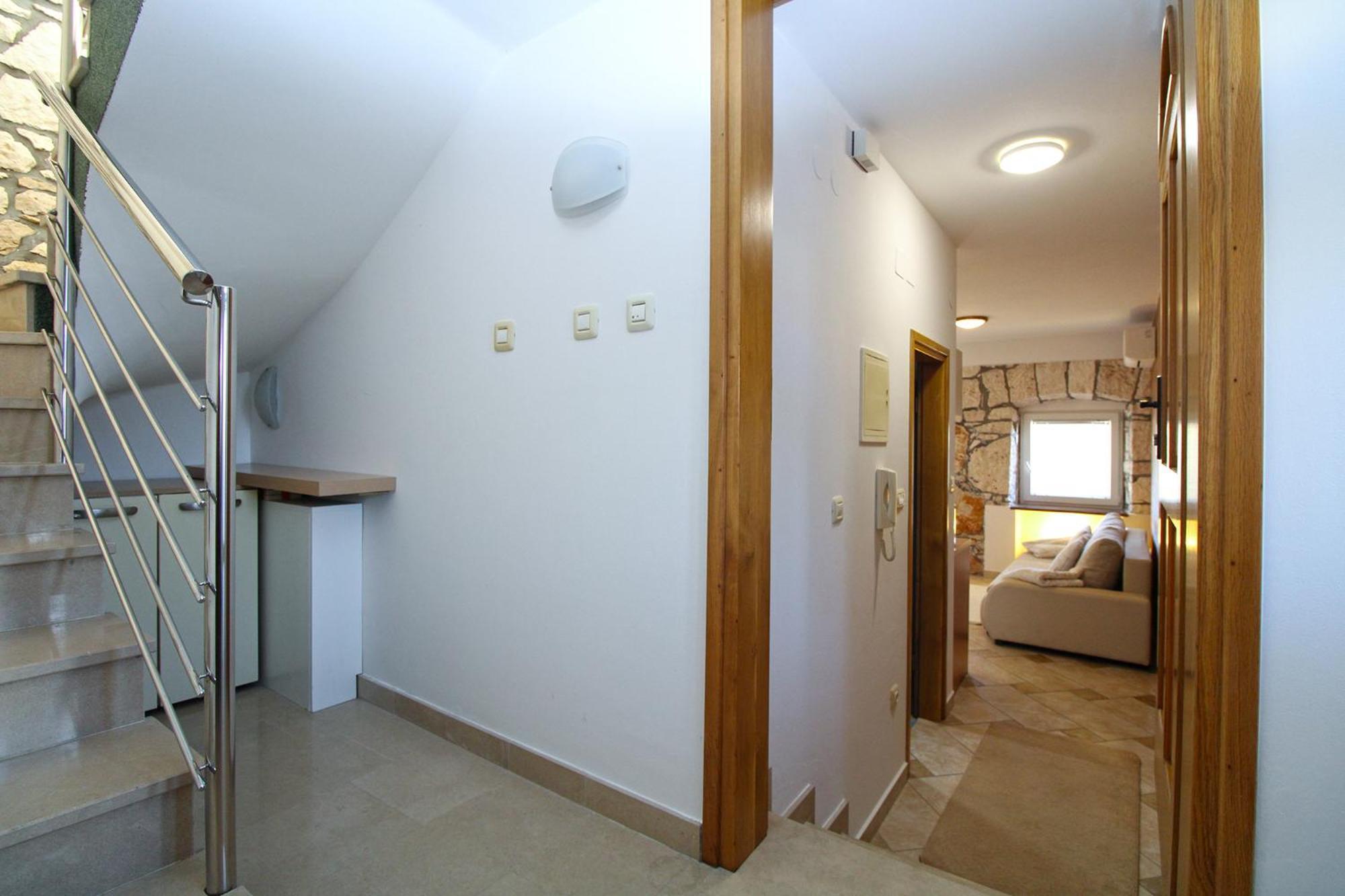 Apartments Kristina 1531 Pula Luaran gambar