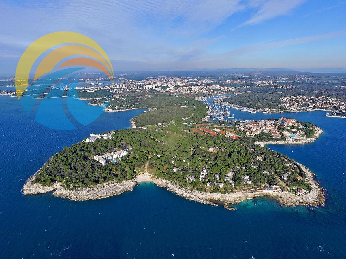 Apartments Kristina 1531 Pula Luaran gambar